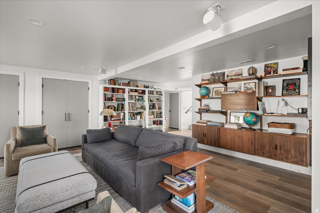 2879 E MILLICENT DR Salt Lake City, UT 84108