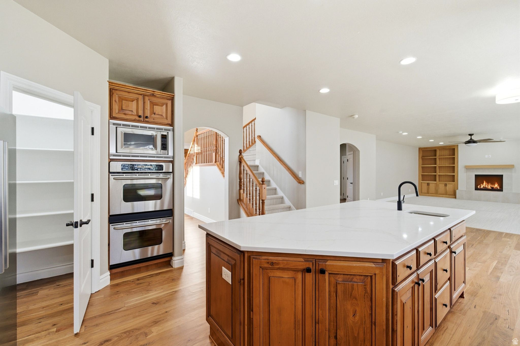 843 N EAGLEPOINTE DR North Salt Lake, UT 84054