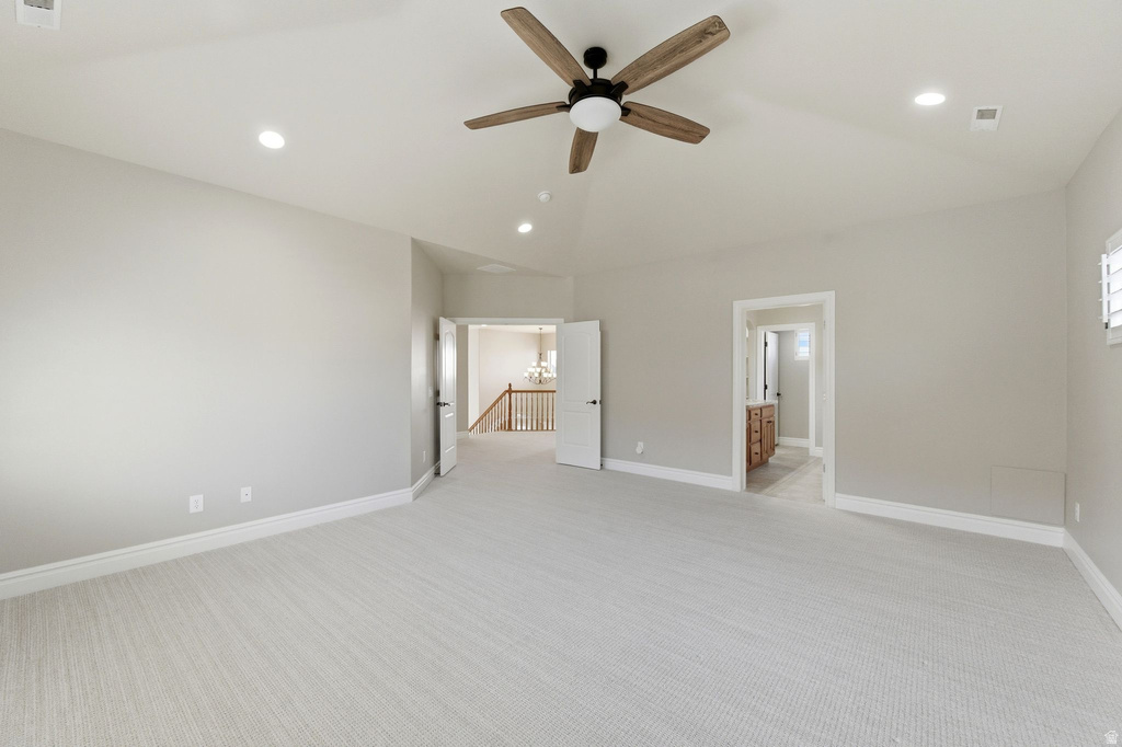 843 N EAGLEPOINTE DR North Salt Lake, UT 84054