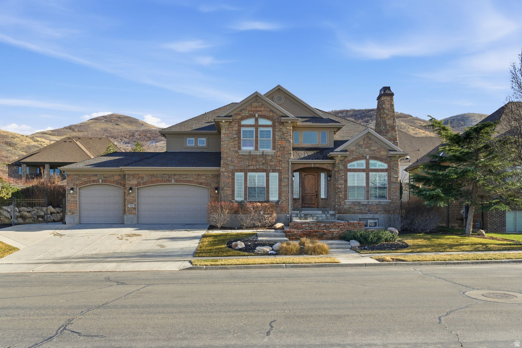 843 N EAGLEPOINTE DR North Salt Lake, UT 84054