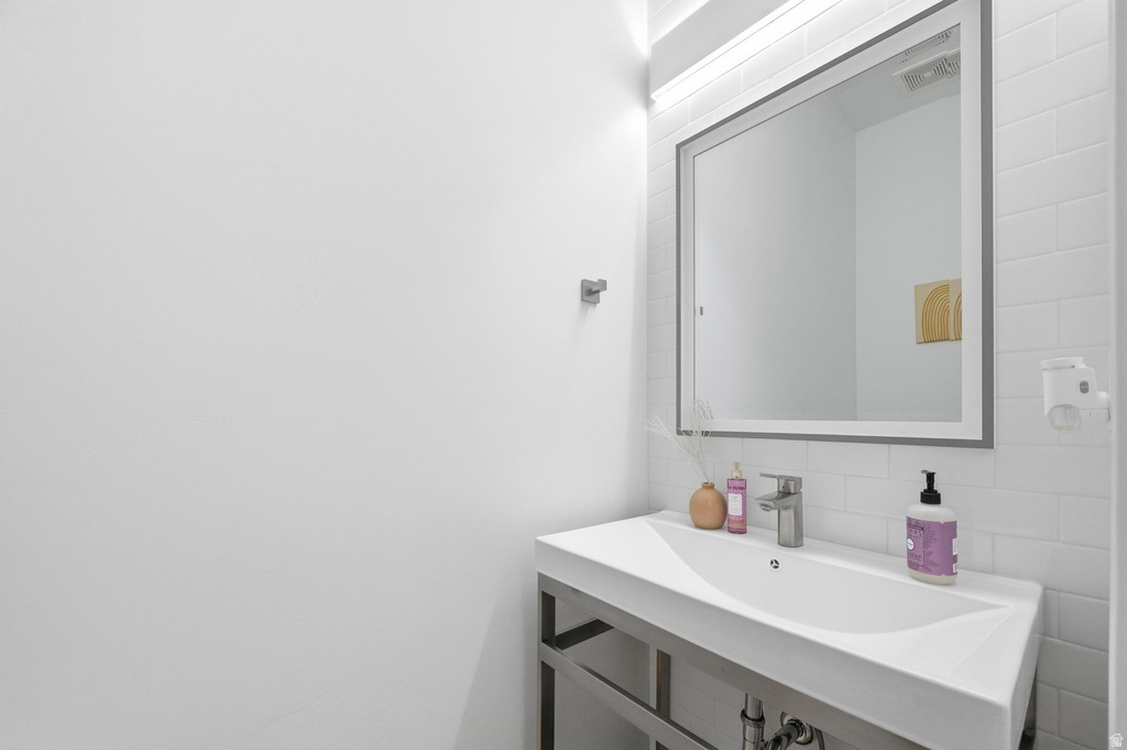 11746 S SUN TEA WAY South Jordan, UT 84009