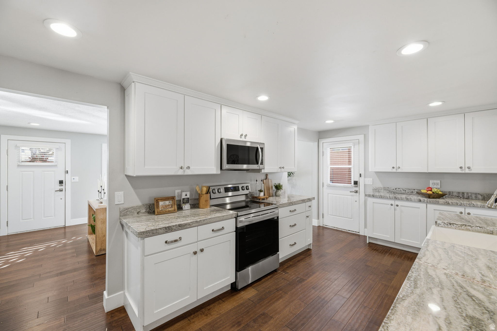 6712 S 1530 E Cottonwood Heights, UT 84121