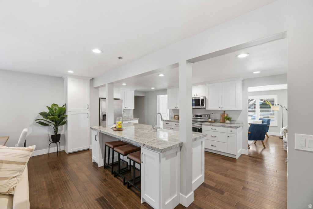 6712 S 1530 E Cottonwood Heights, UT 84121