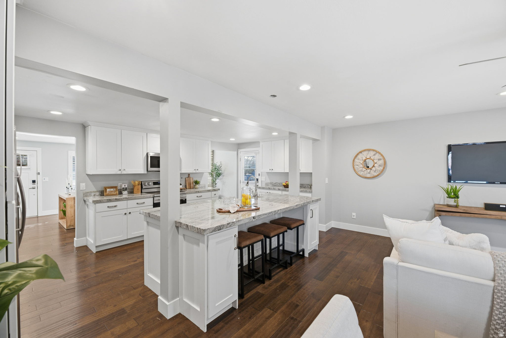 6712 S 1530 E Cottonwood Heights, UT 84121