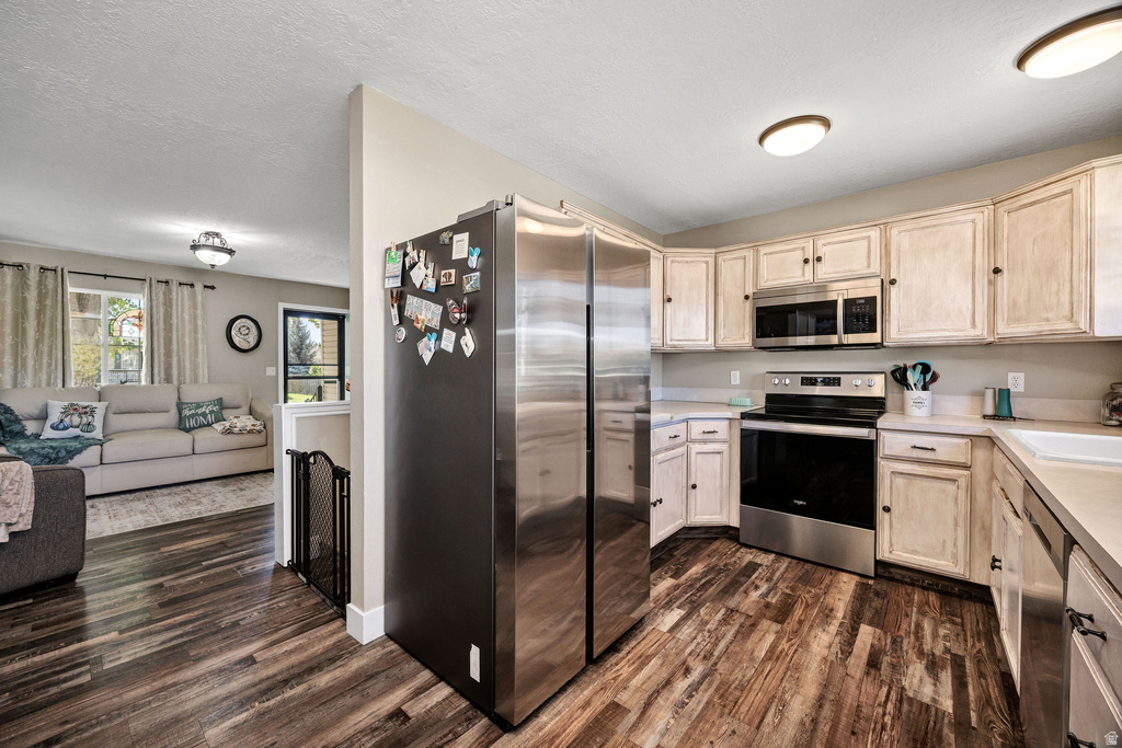 223 W 150 N Providence, UT 84332