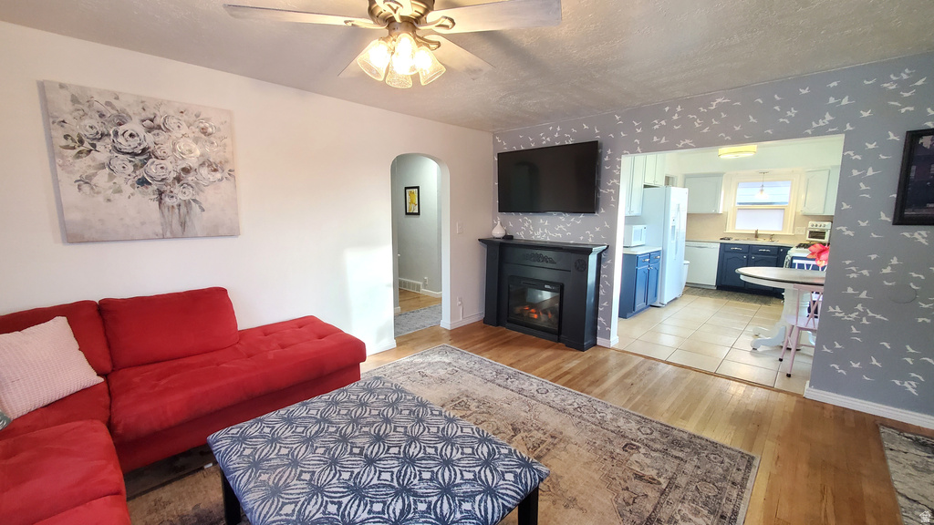 2222 POLK AVE Ogden, UT 84401