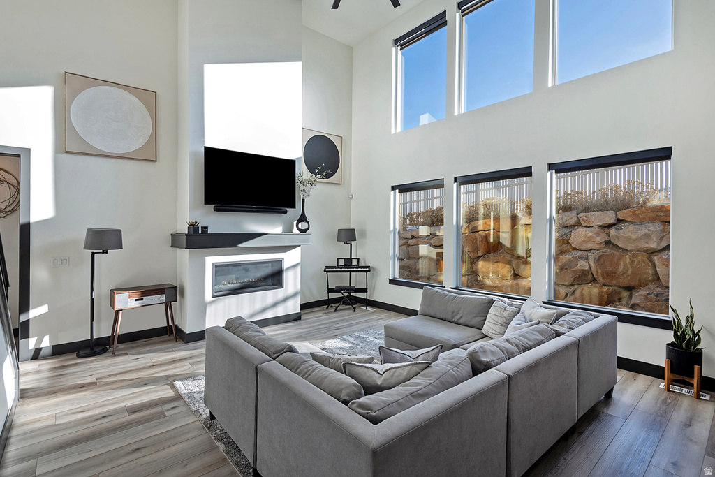 423 W RED WOLF DR Saratoga Springs, UT 84045