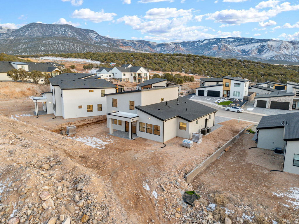 3330 W SUN CIR Cedar City, UT 84720