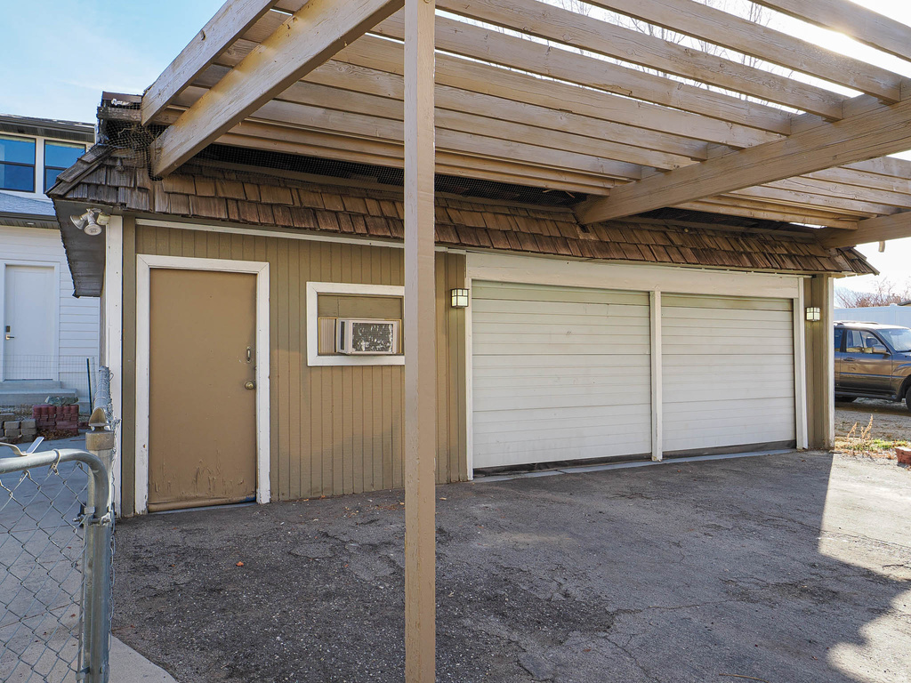 8459 S 300 E Sandy, UT 84070