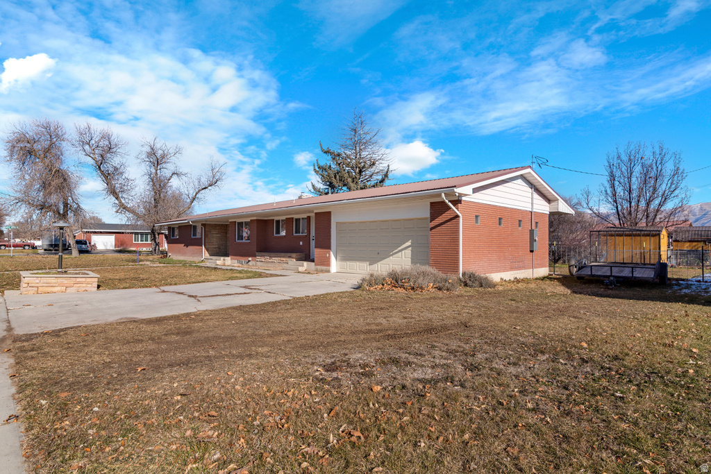 384 N 200 E Tremonton, UT 84337