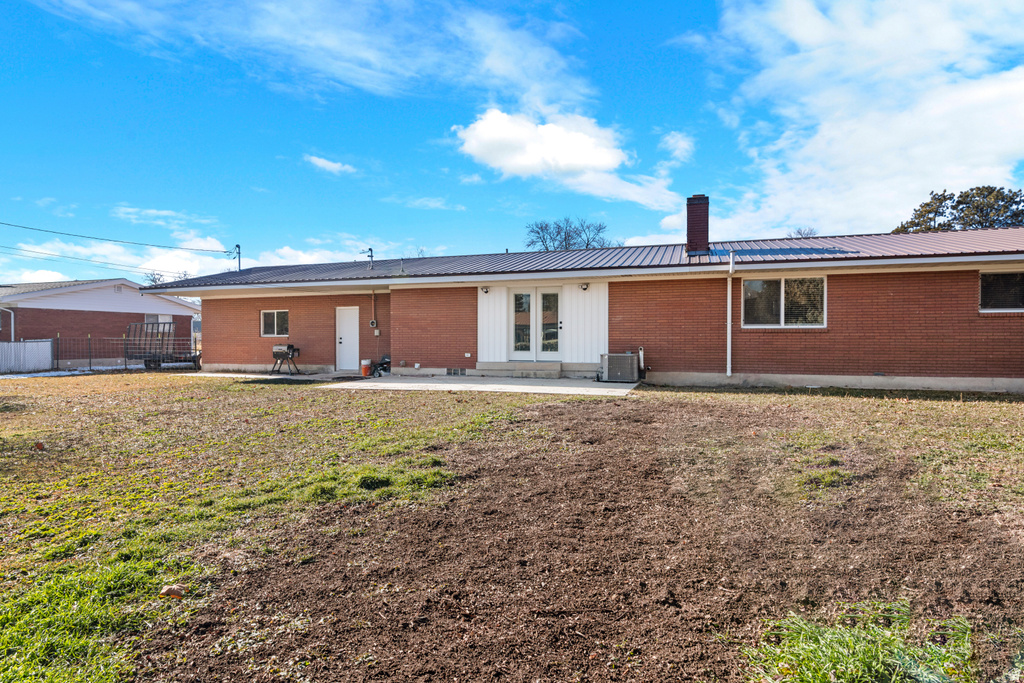 384 N 200 E Tremonton, UT 84337