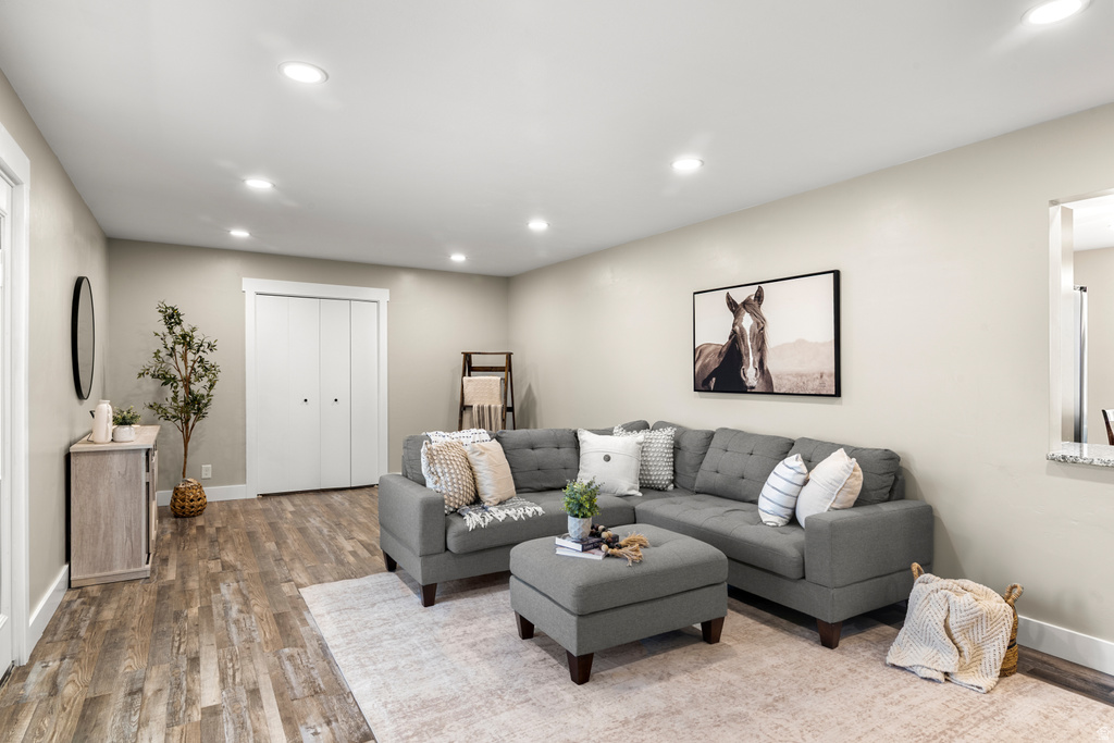 384 N 200 E Tremonton, UT 84337