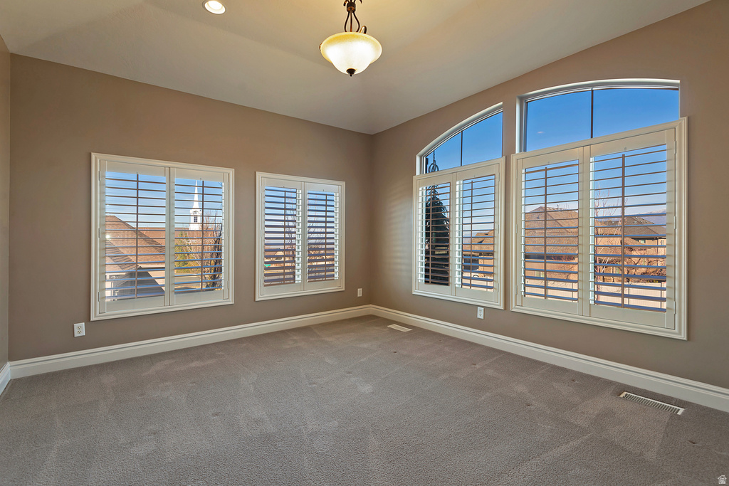 514 SUGAR PLUM LN North Salt Lake, UT 84054