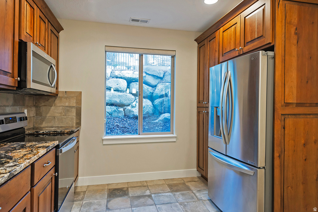 514 SUGAR PLUM LN North Salt Lake, UT 84054