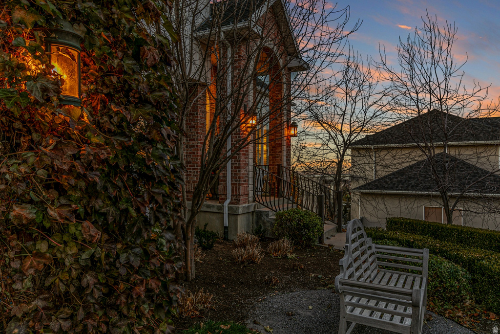 634 S MOUNTAIN VIEW CIR North Salt Lake, UT 84054