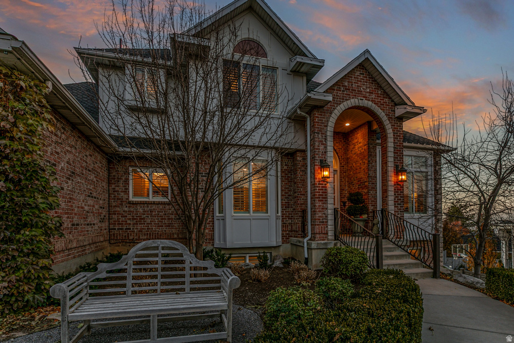 634 S MOUNTAIN VIEW CIR North Salt Lake, UT 84054