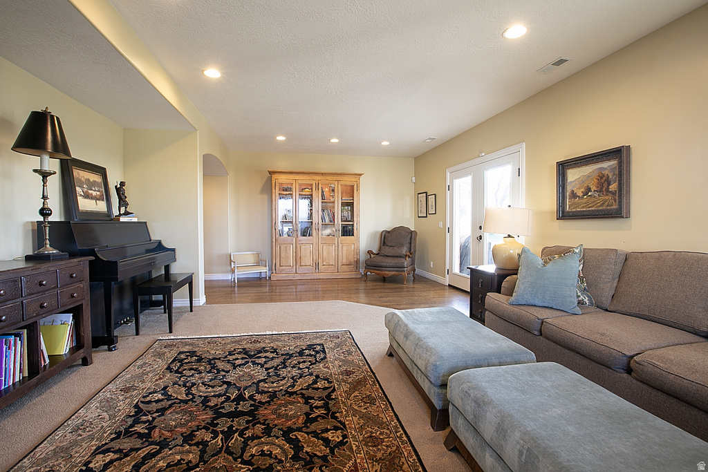 634 S MOUNTAIN VIEW CIR North Salt Lake, UT 84054