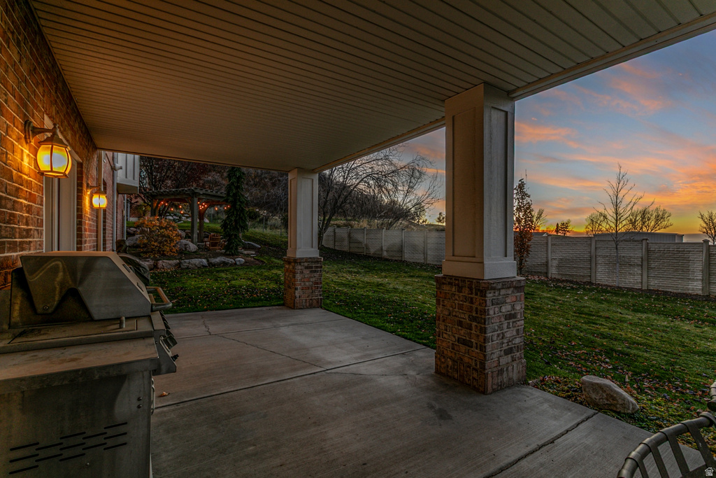 634 S MOUNTAIN VIEW CIR North Salt Lake, UT 84054