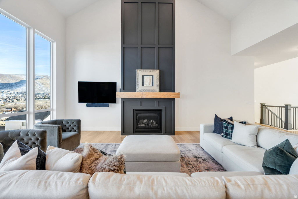 14233 S SUMMIT CREST LN Herriman, UT 84096