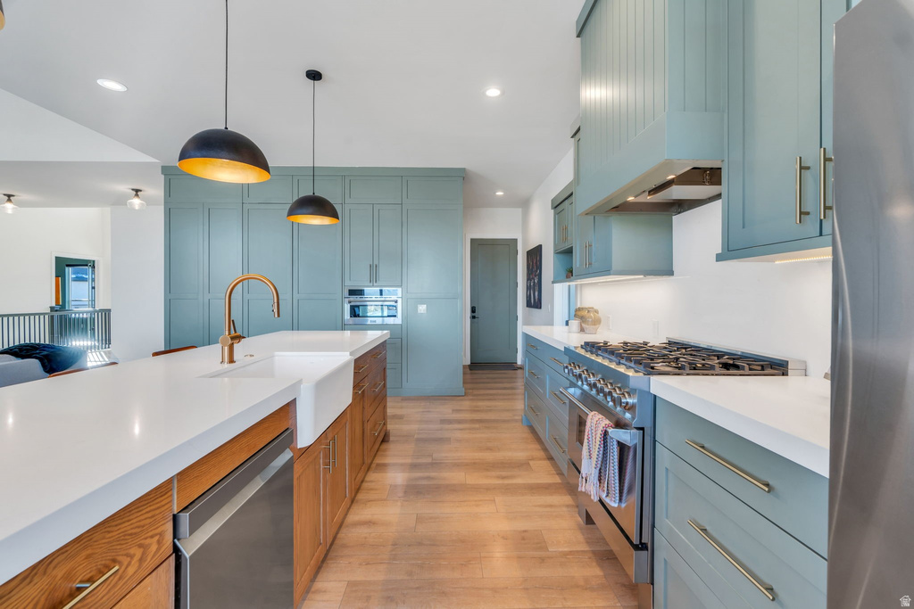 14233 S SUMMIT CREST LN Herriman, UT 84096