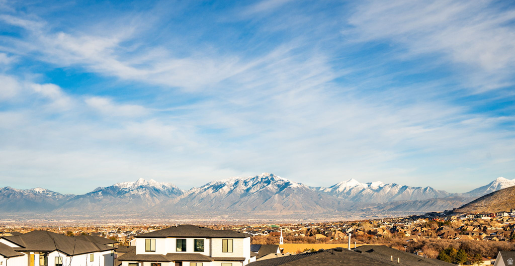 14233 S SUMMIT CREST LN Herriman, UT 84096