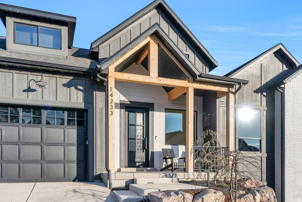 14233 S SUMMIT CREST LN Herriman, UT 84096