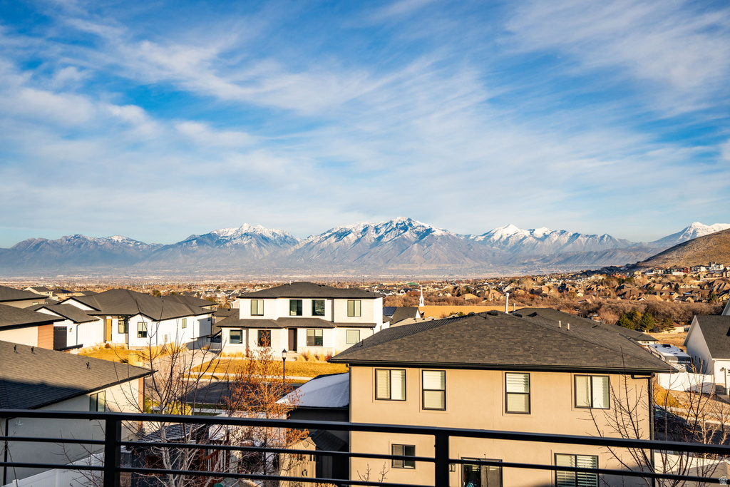 14233 S SUMMIT CREST LN Herriman, UT 84096
