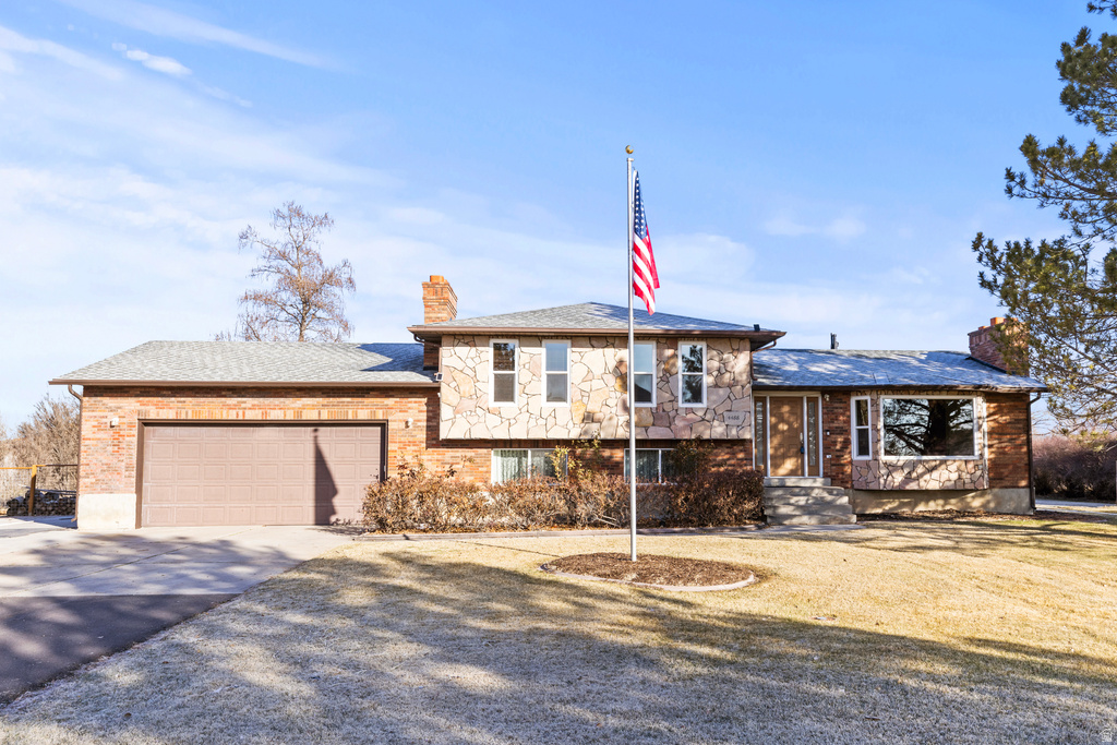 4488 W 4950 S Hooper, UT 84315