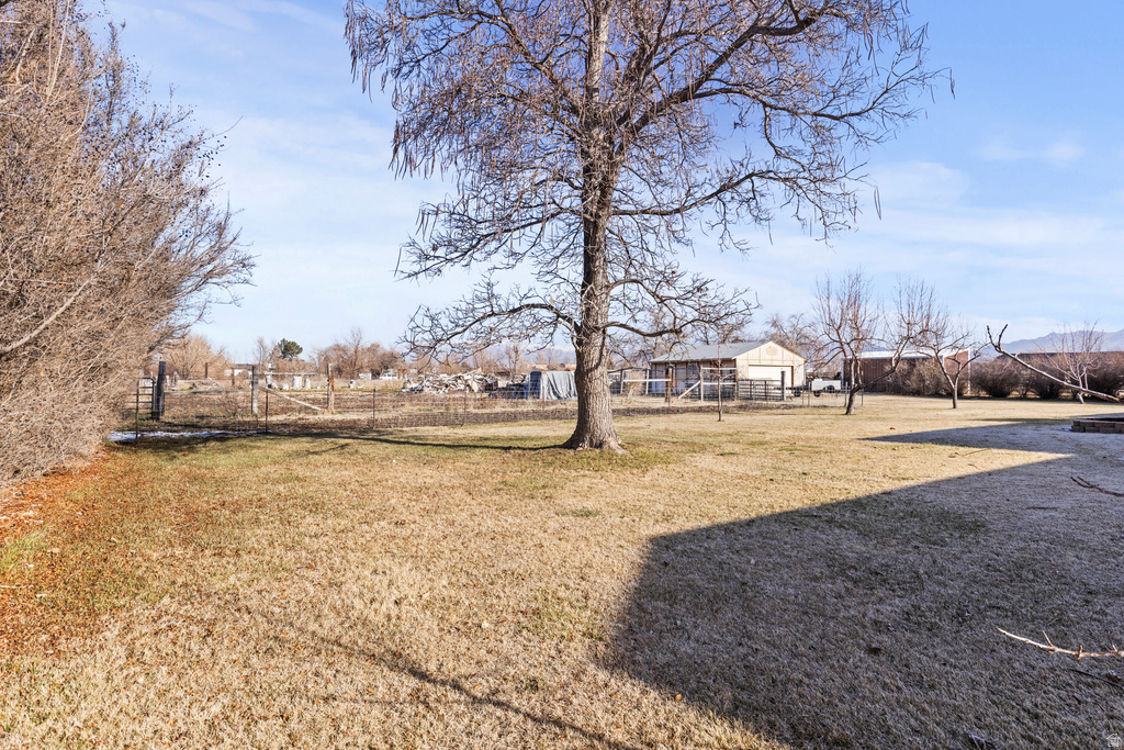 4488 W 4950 S Hooper, UT 84315