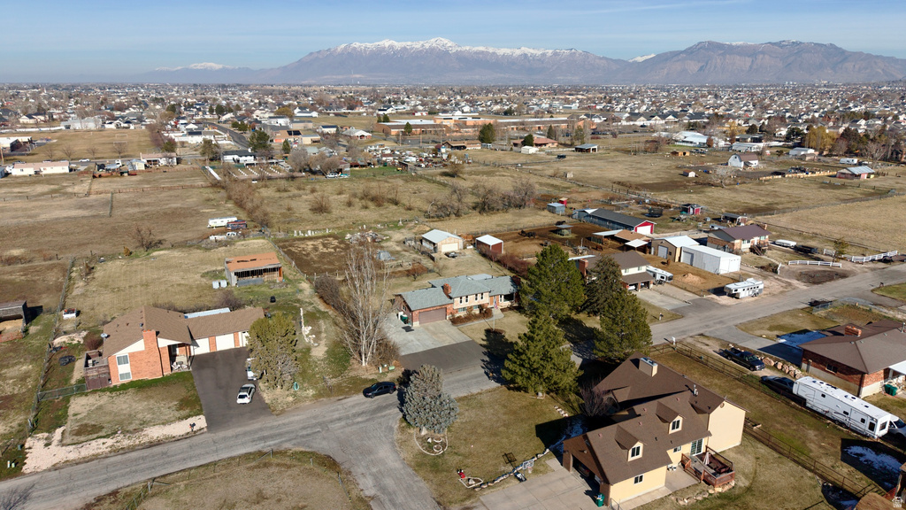 4488 W 4950 S Hooper, UT 84315