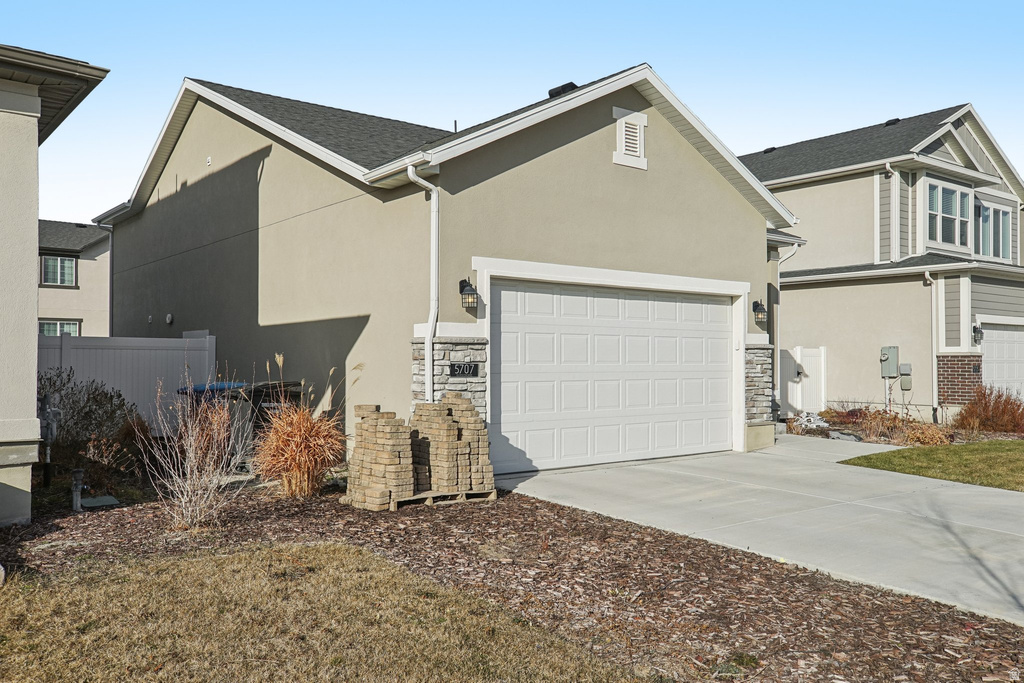 5707 N SAGEWOOD DR Stansbury Park, UT 84074