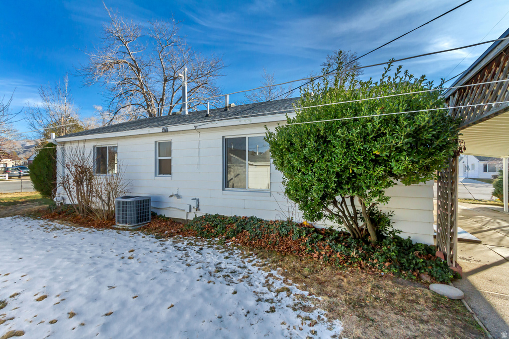 378 W 240 S Tooele, UT 84074