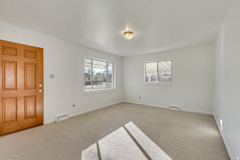 378 W 240 S Tooele, UT 84074