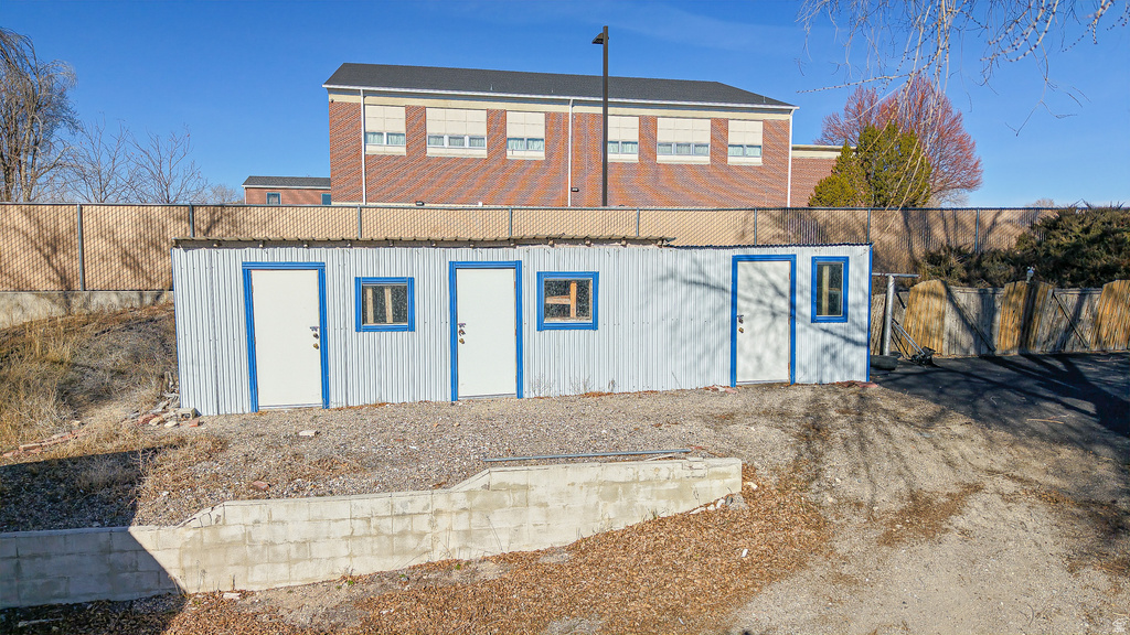 12 W 200 N Moroni, UT 84646