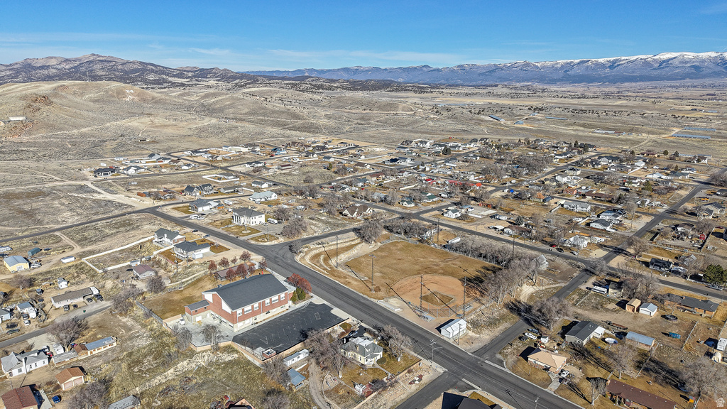 12 W 200 N Moroni, UT 84646