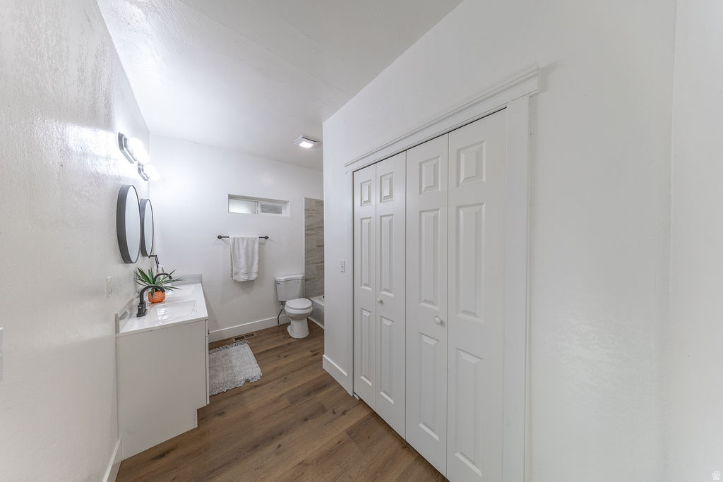 2541 BRINKER AVE Ogden, UT 84401