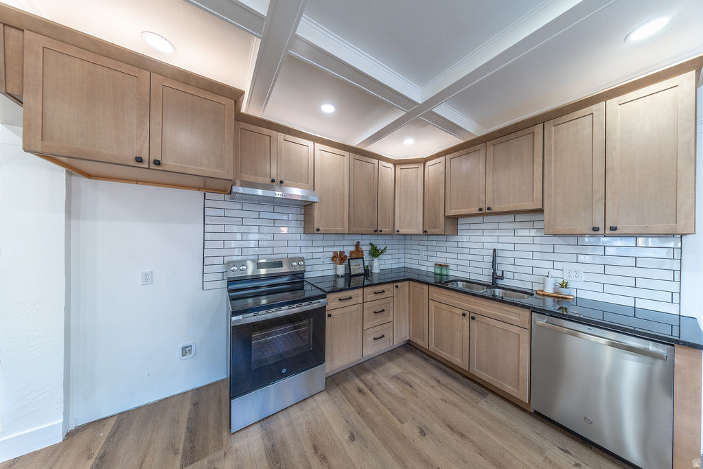 2541 BRINKER AVE Ogden, UT 84401