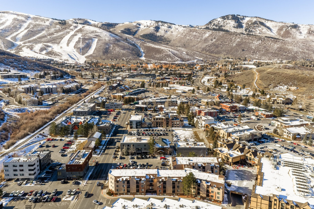 1940 PROSPECTOR AVE #408 Park City, UT 84060