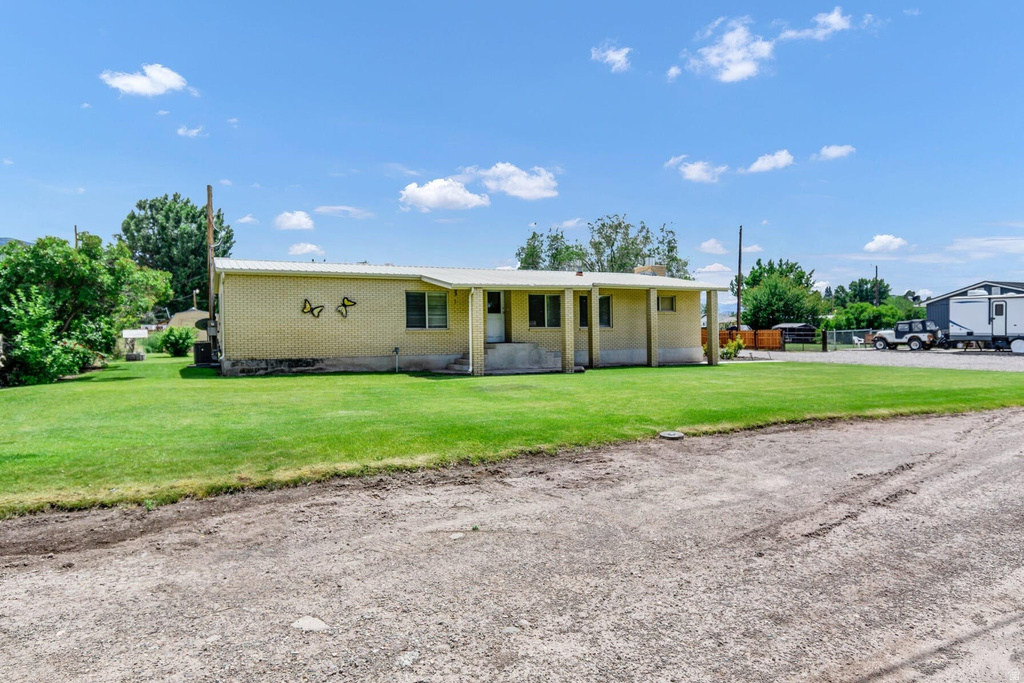 162 E 200 N Monroe, UT 84754