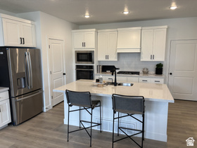 12 S MOONLIT RD Mapleton, UT 84664