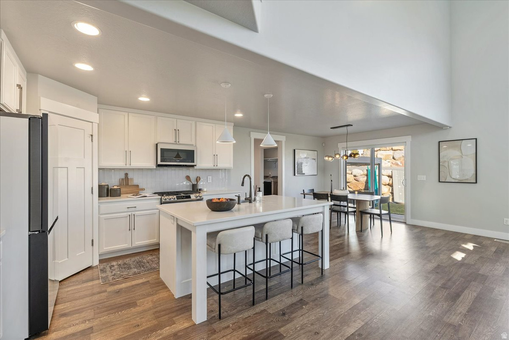 882 W SPRING DEW LN Lehi, UT 84048