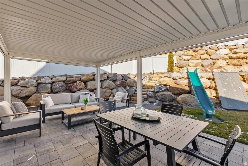 882 W SPRING DEW LN Lehi, UT 84048