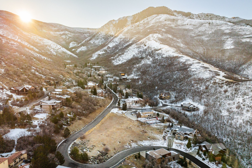 310 S MARYFIELD DR Salt Lake City, UT 84108