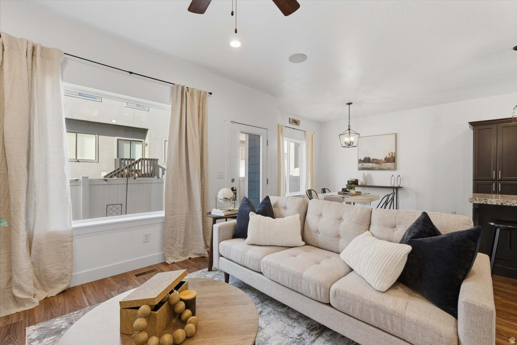 7211 N CLOVER LEAF LN Eagle Mountain, UT 84005