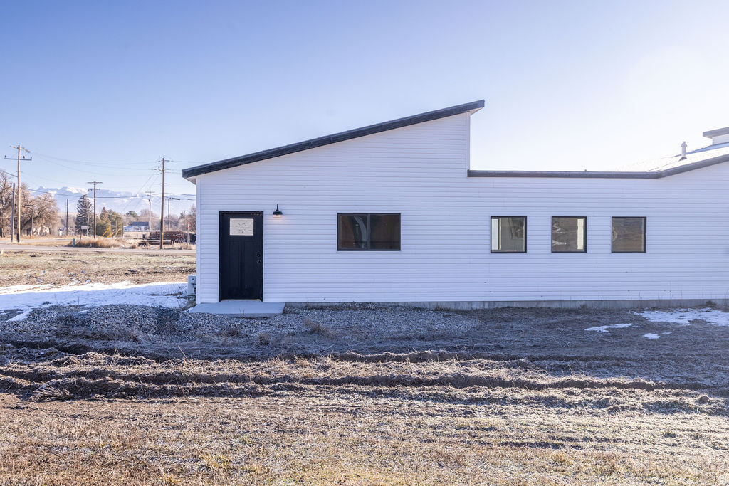 15 S 400 W Newton, UT 84327