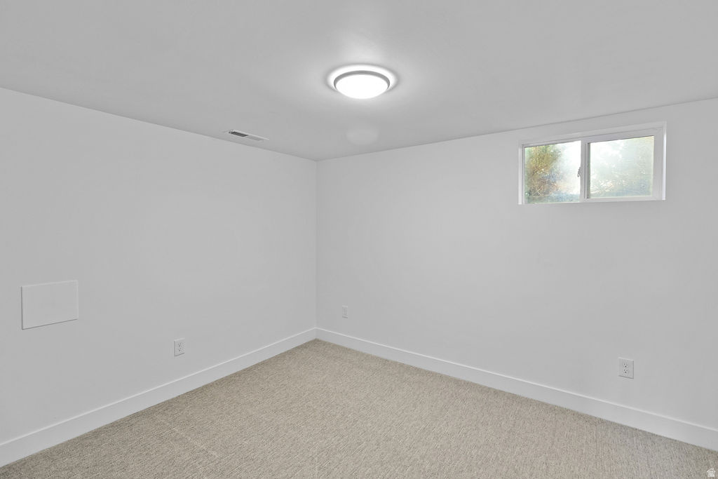 324 N 100 E Tooele, UT 84074