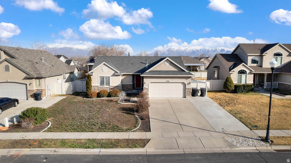 1398 N 2475 W Clinton, UT 84015