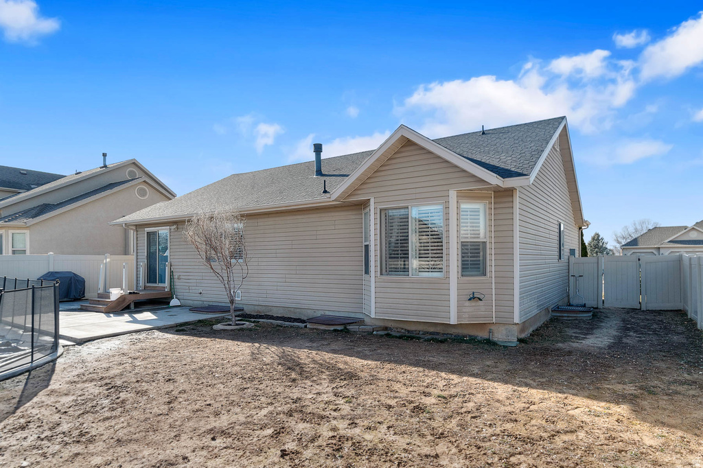 1398 N 2475 W Clinton, UT 84015