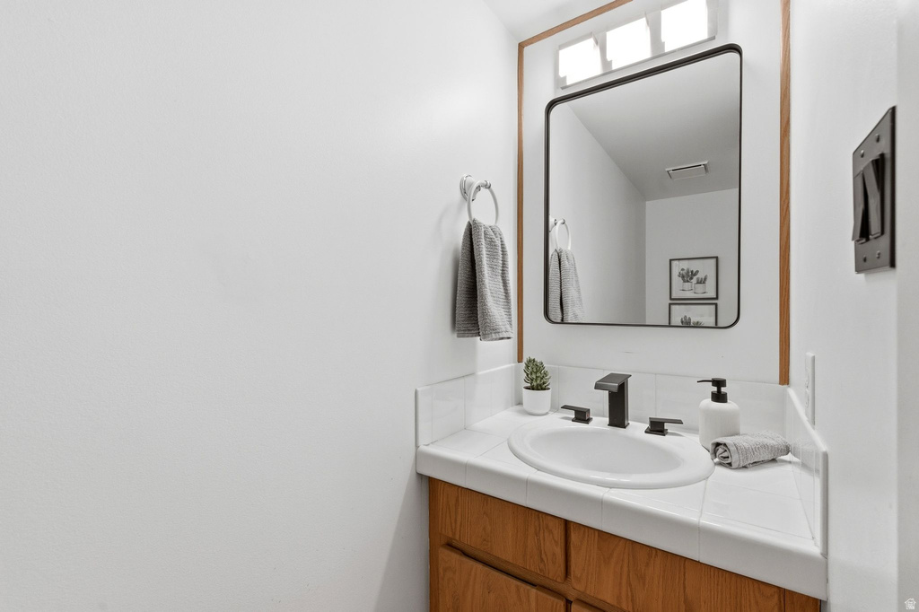 597 E 3970 S Salt Lake City, UT 84107