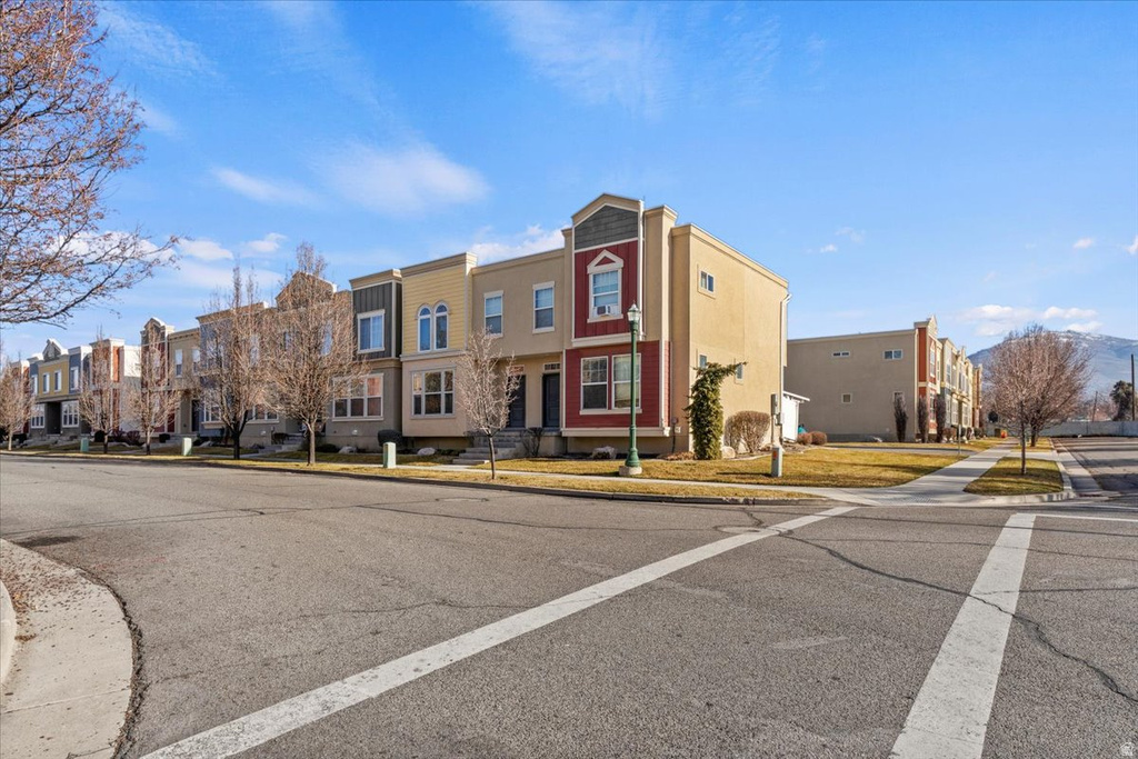 1509 S 850 W Woods Cross, UT 84087